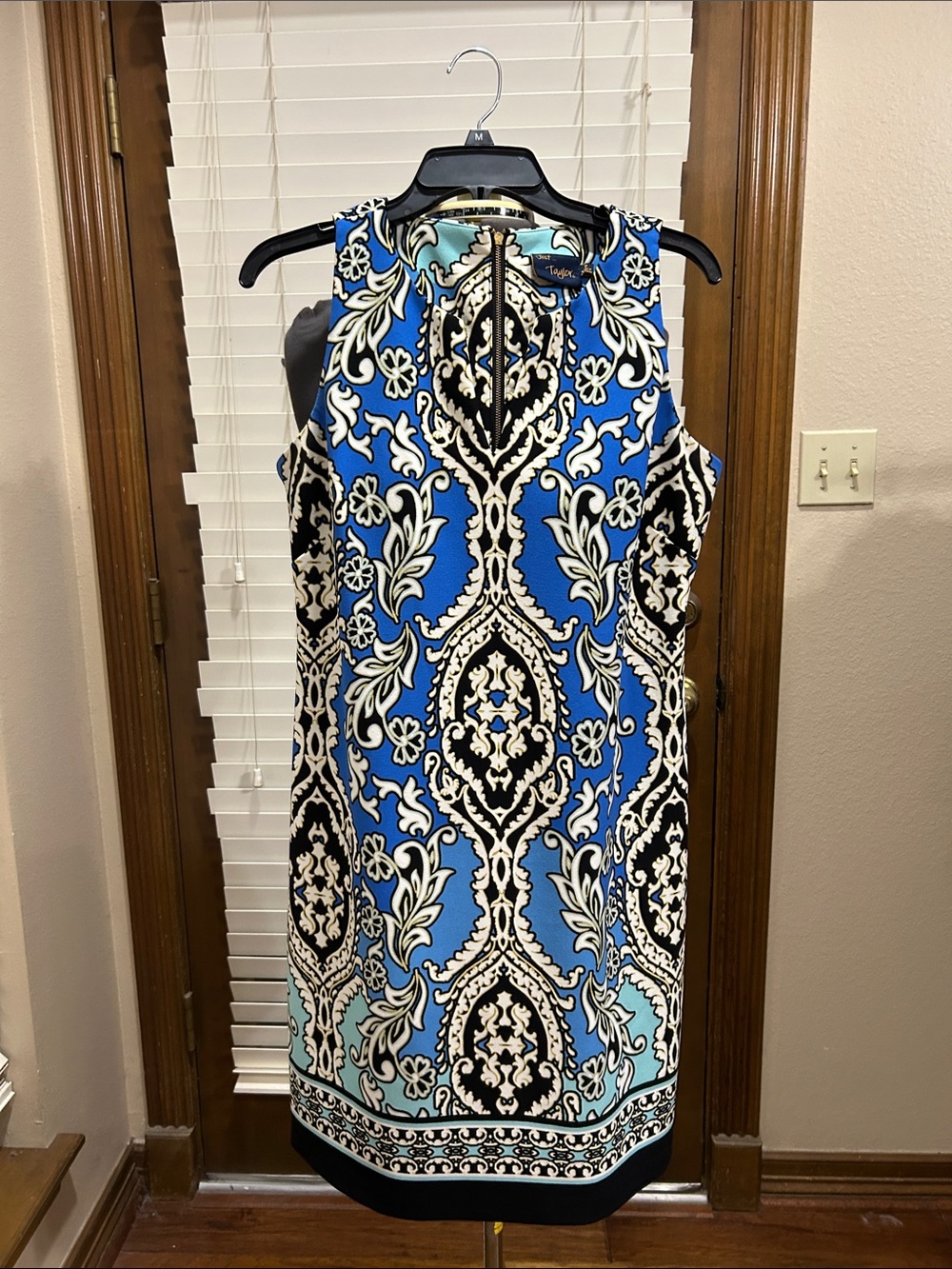 Just Taylor knit Sleeveless Blue & Black Patterned Shift Dress Women’s 8 pre-own